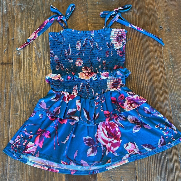 Floral Dress Fit & Flare Tweenstyle Size 12 like new - Picture 3 of 4